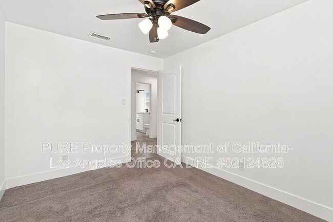 Building Photo - 4544 W 156th St
