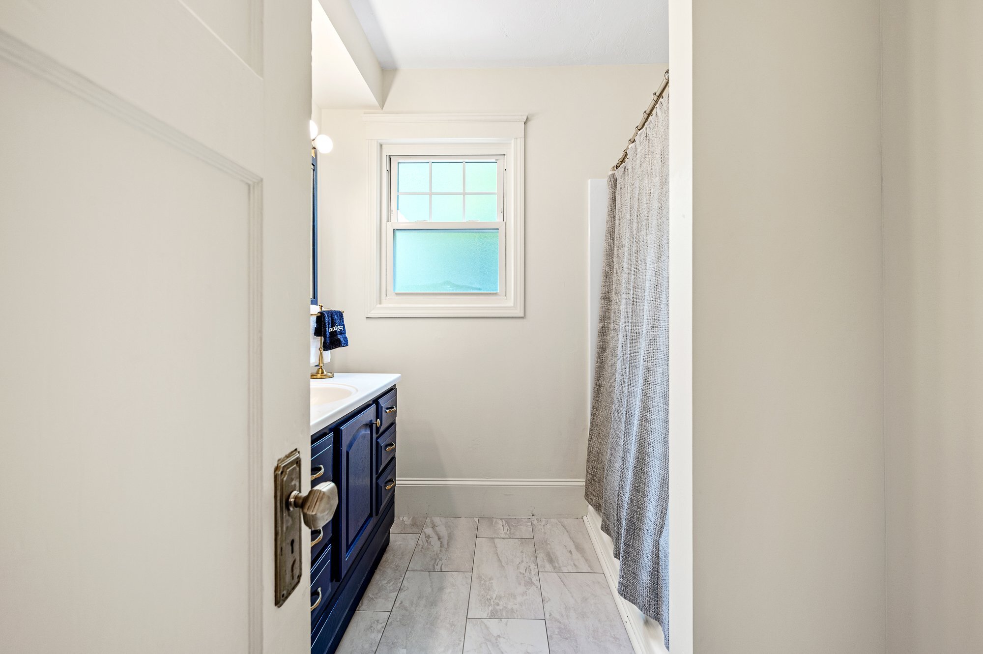 Building Photo - 9 Ivanhoe Rd