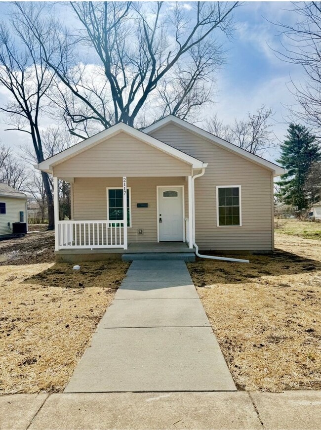 Building Photo - Just Built & Move-In Ready - Stunning New 3 Bedroom, 2 Bath Home!