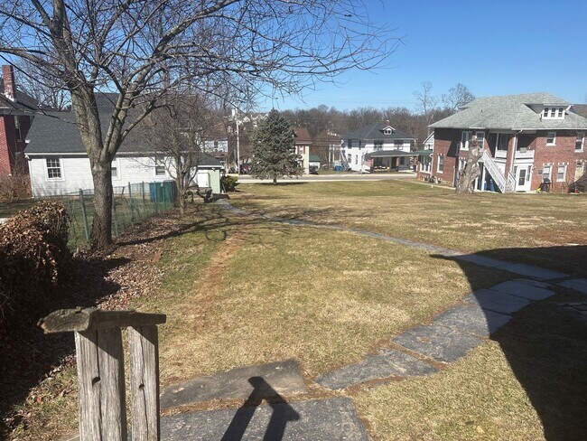 Building Photo - 3 Bedroom 1 Bath Loganville Dallastown SD