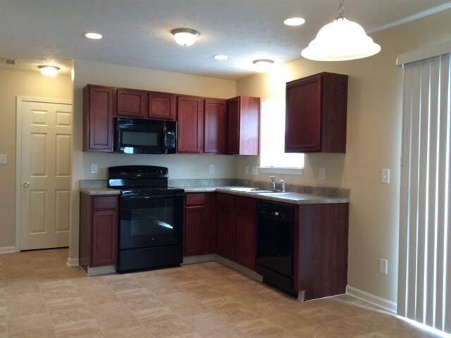 Building Photo - 12434 Deerview Drive