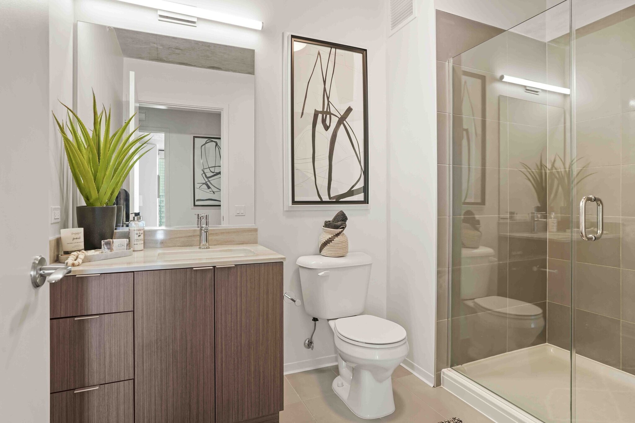 Building Photo - 2076 S Wabash Ave