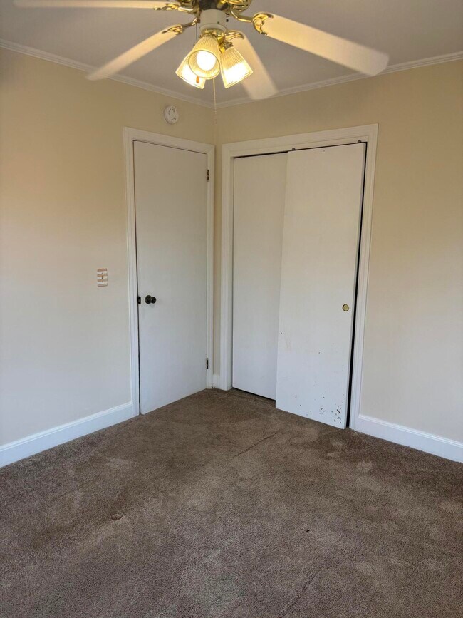 Building Photo - 232 Pinckney St