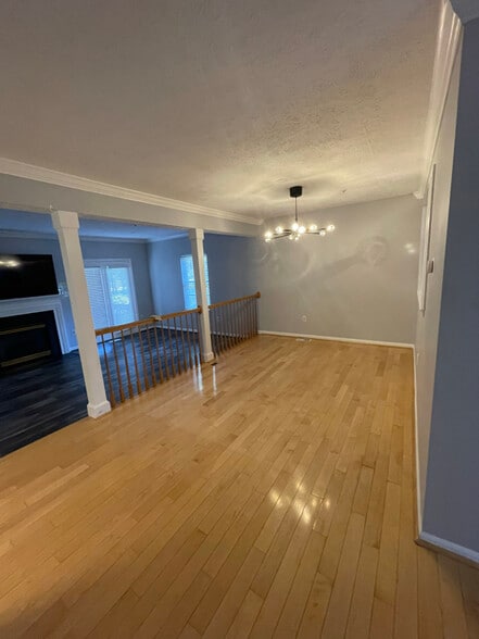 Primary Photo - 2606 Windy Oak Ct