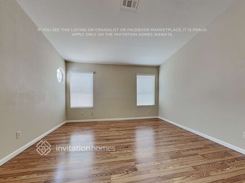 Building Photo - 8021 Festivity Cir