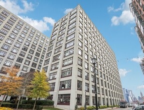 Building Photo - 1500 Hudson St