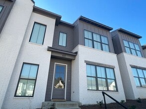 Building Photo - 3BD/3.5BA FOR RENT IN STILLWATER