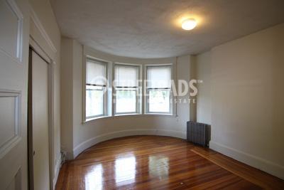 Building Photo - 1 bedroom in Brookline MA 02446