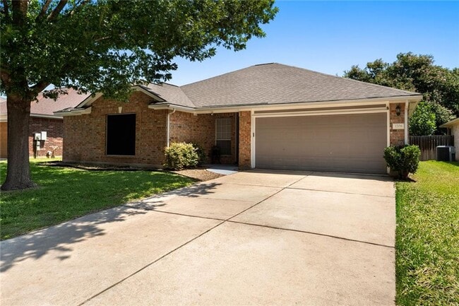 Building Photo - 1708 Jerusalem Dr