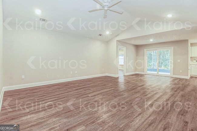Building Photo - 155 Cottage Grove Rd