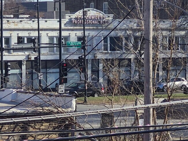 Building Photo - 4243 S Calumet Ave