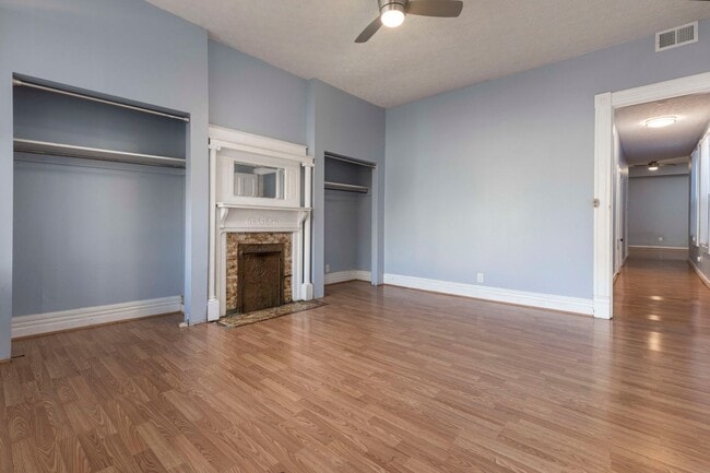Building Photo - 522 Zane St