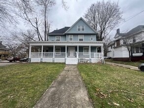 Building Photo - 24 Marshall Ave