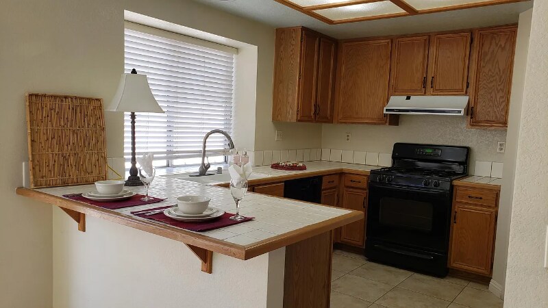 Building Photo - 1213 Jasmine St