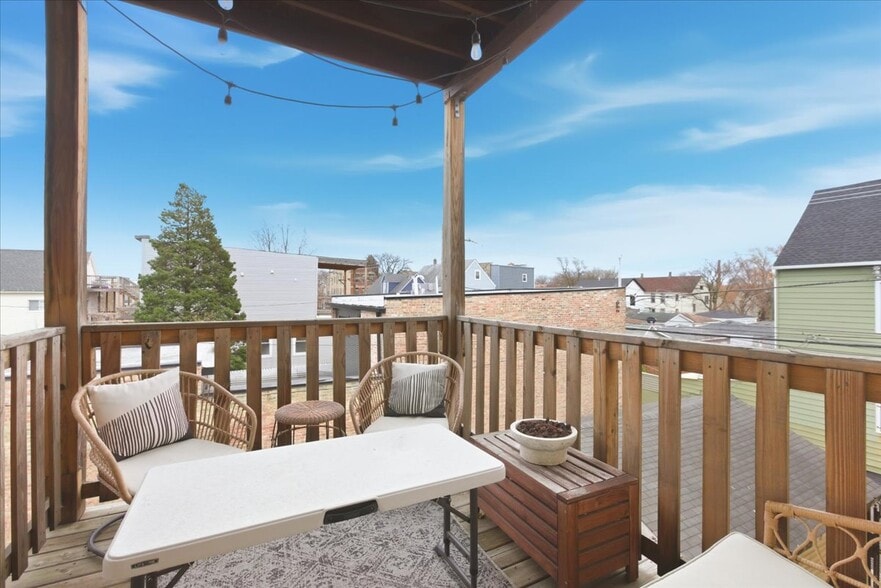 Building Photo - 1951 N Monticello Ave