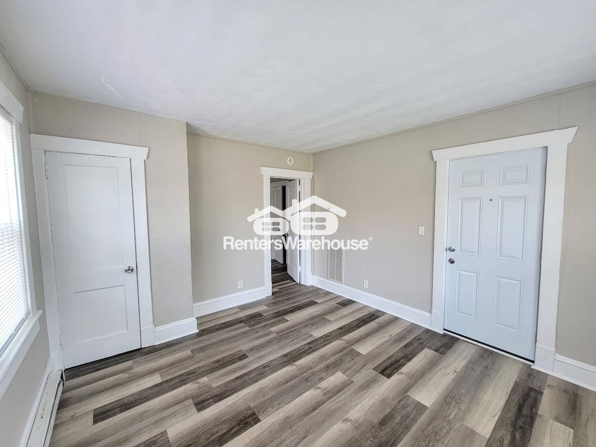 Building Photo - 220 Glendale Ave