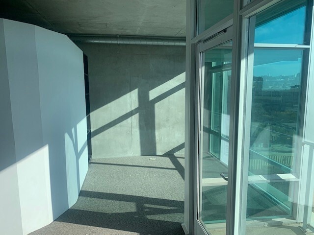 Building Photo - 1080 Park Blvd