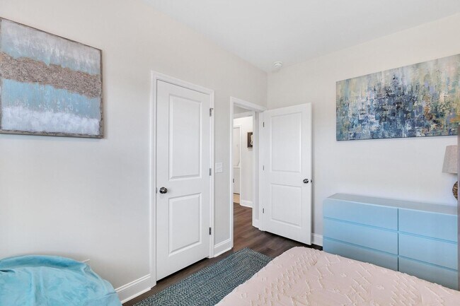 Building Photo - Amazing Rental Coming Soon (Late October-2...