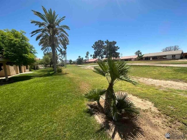 Building Photo - 12495 E Del Rey Dr