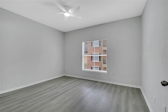 Building Photo - 6005 Westgate Dr