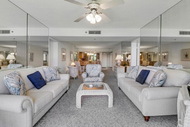 Building Photo - 401 S Seas Dr