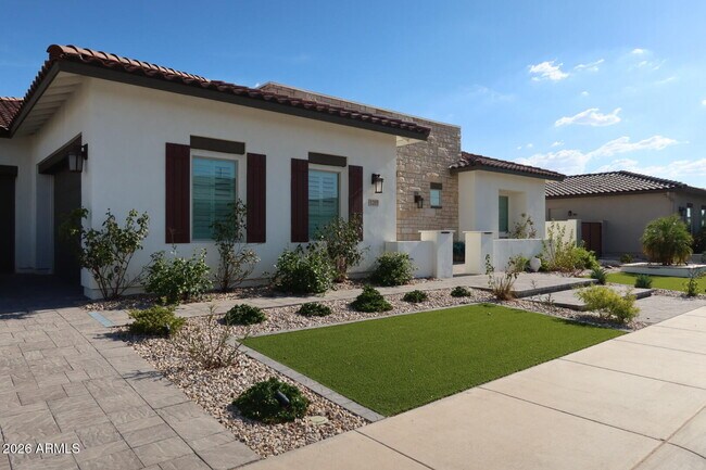 Building Photo - 1285 E Mead Dr