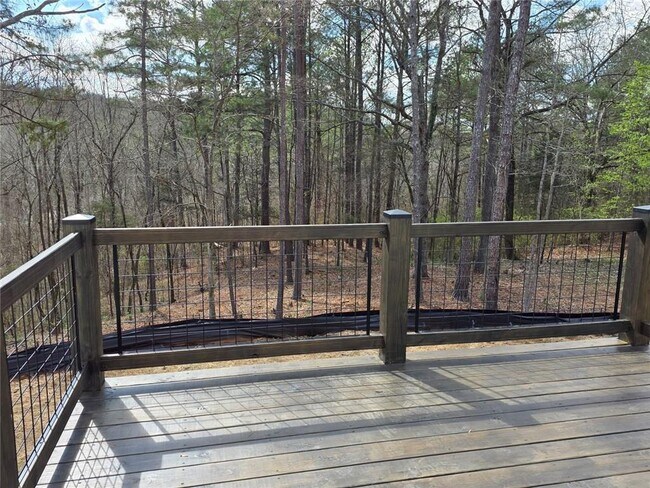 Building Photo - 147 Dripping Rock Trl