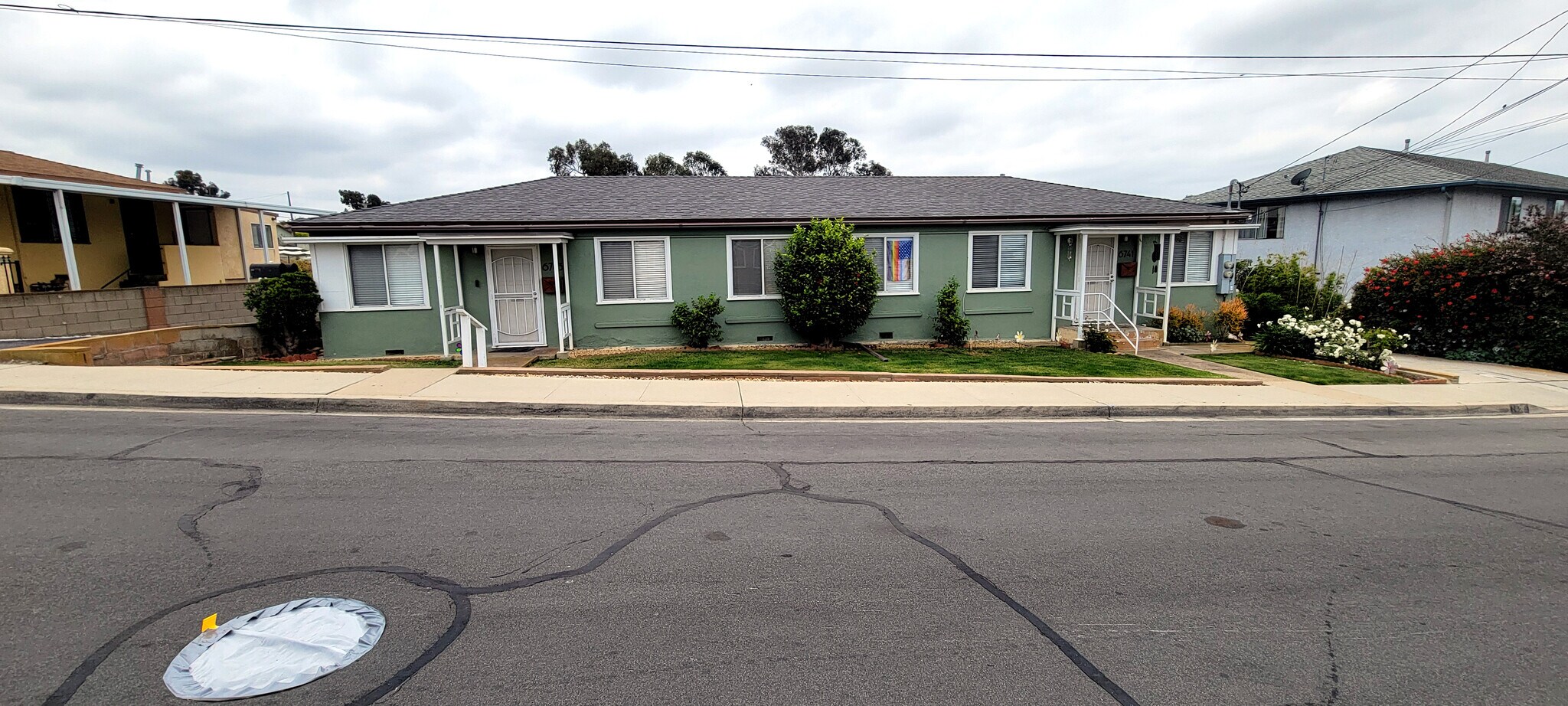 Building Photo - 6741 S Elman St