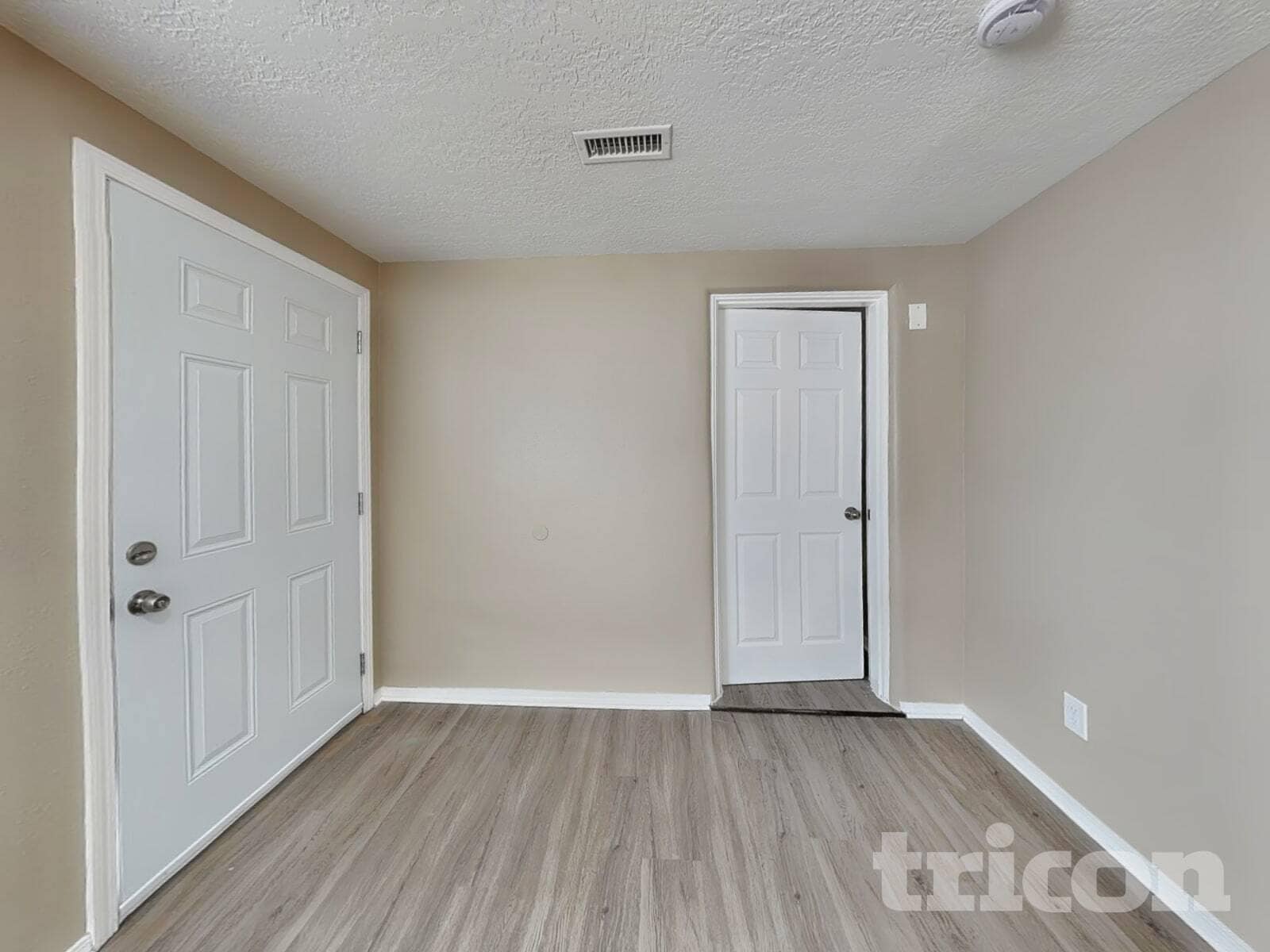 Building Photo - 1204 Betts St NE