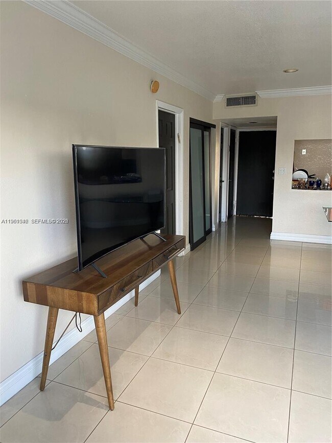 Building Photo - 3601 NE 170th St