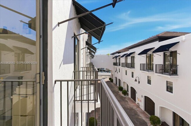 Building Photo - 7743 SW 99th St