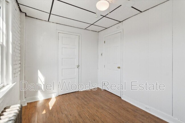 Building Photo - 2541 W 7th st