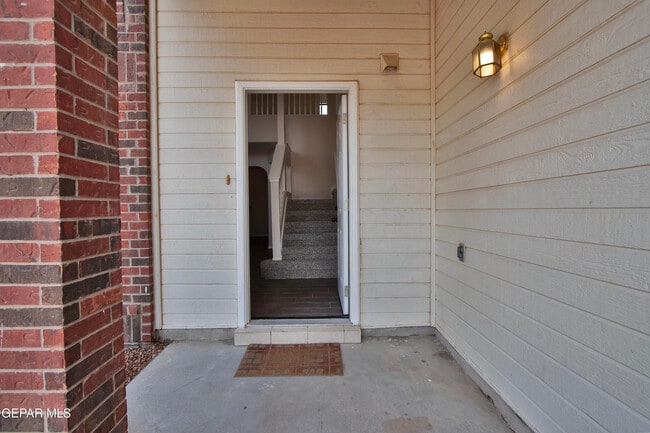 Building Photo - 11726 Stone Castle Dr
