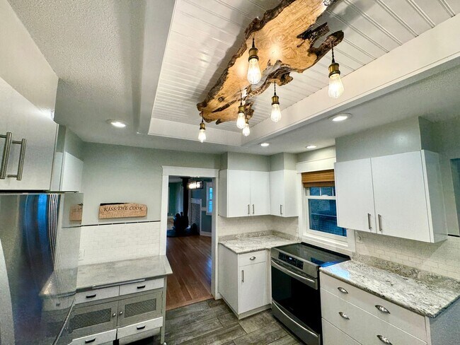 Building Photo - So close to the water you can hear the ferry announcements....oh and the sunrise is spectacular