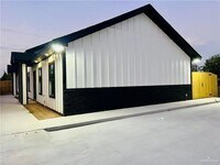 Building Photo - 201 S 5th St