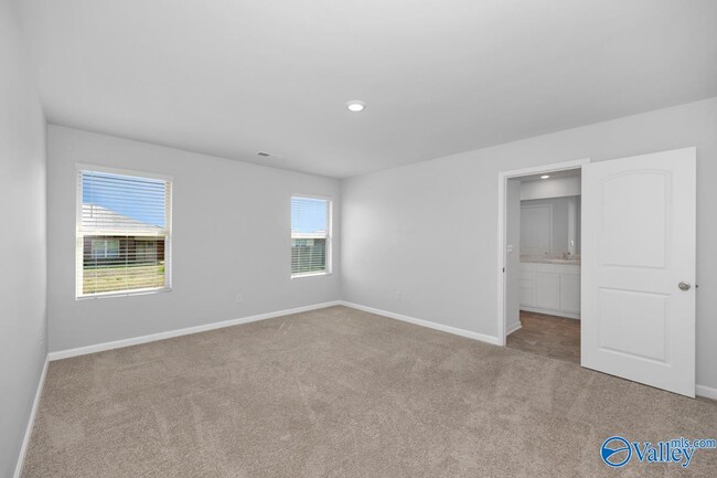 Building Photo - 108 Oliver Ct