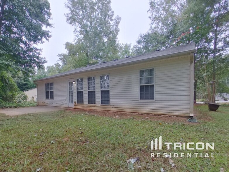 Building Photo - 1522 Mill Creek Rd