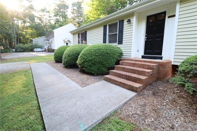 Building Photo - 6116 Deerwood Pl