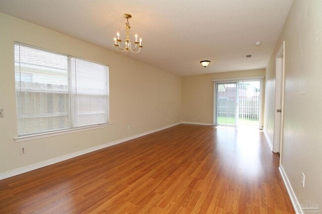 Building Photo - 2013 Marquesas Ln