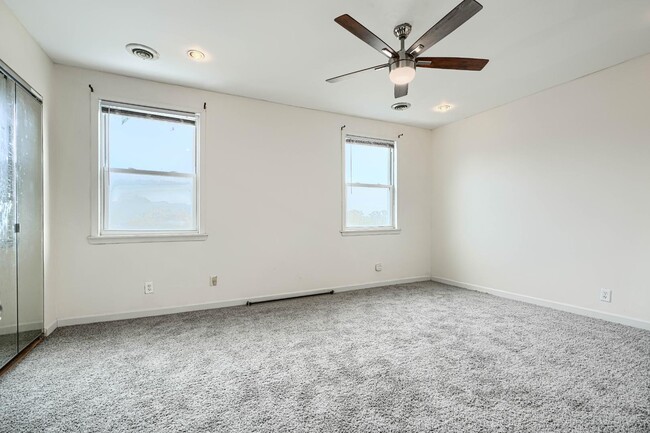Building Photo - 2716 N Longwood St