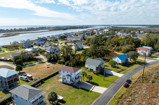 Building Photo - The Palms @ Sneads Ferry - Winter Rental