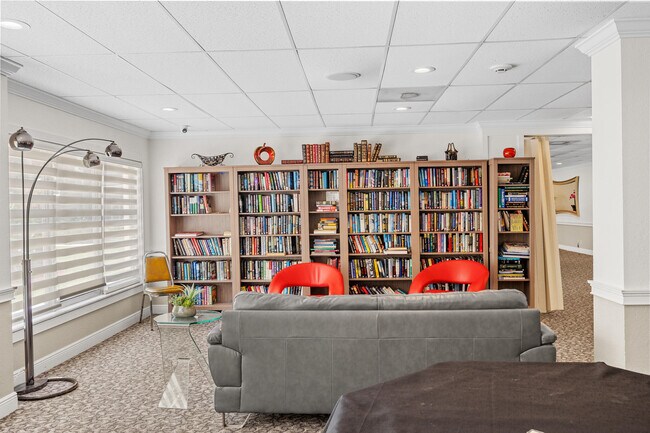 Building Photo - 10777 W Sample Rd