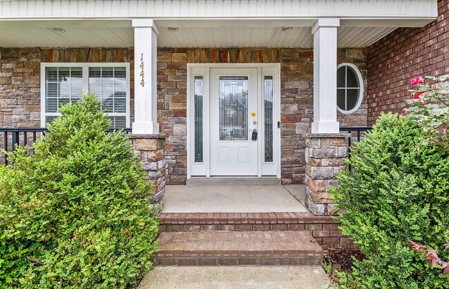 Building Photo - 1444 Brew Moss Dr