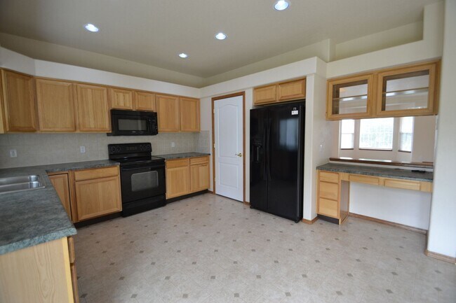 Building Photo - Indigo Ranch 5 Bedroom w/AC!