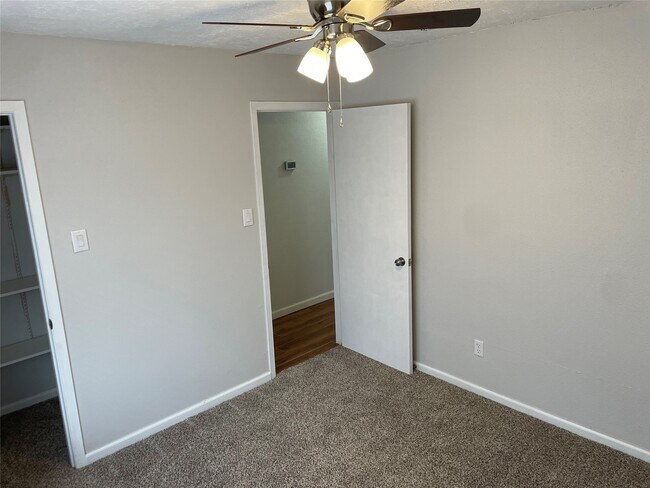 Building Photo - 505 Landing Blvd