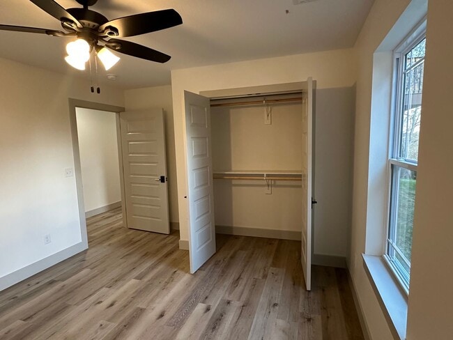 Building Photo - NEW CONSTRUCTION 5 Bed 3 Bath w/ Walk Out Basement Waynesville School District