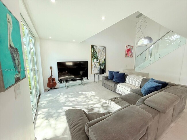 Building Photo - 10626 NW 7th St