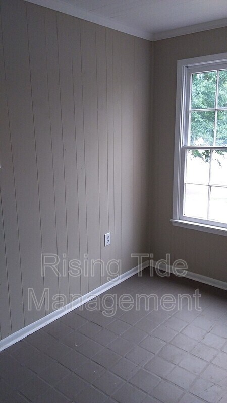 Building Photo - 307 Bessemer Super Hwy