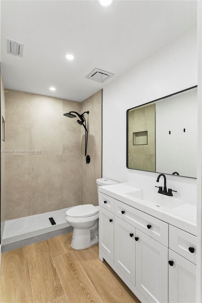 Building Photo - 6225 NW 171st St