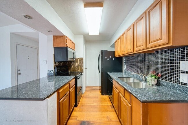 Building Photo - 6001 Reims Rd